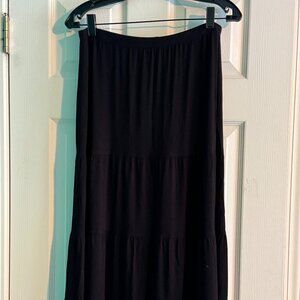Karen Kane Size S Black Tiered Skirt